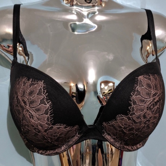 NWOT Victoria’s Secret Black Push Up Bra, 32B - Picture 1 of 7